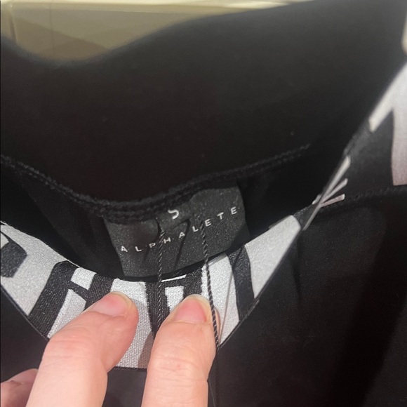 Alphalete Womens Black Bonded Joggers NWT Size S - Picture 2 of 5